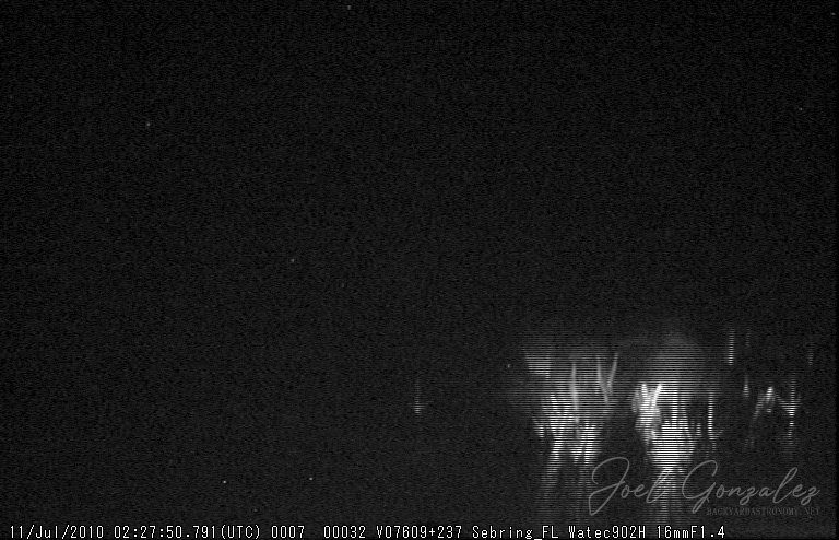 Bright sprite captured on July 11, 2010. This one was over Georga. Good detail of the tendrils within the sprite and diffused upper region can be seen on this one. Telescope: - Camera: Watec 902H with 16mm 1:1.4 lens. Filtration used: None M20100711_022750.jpg